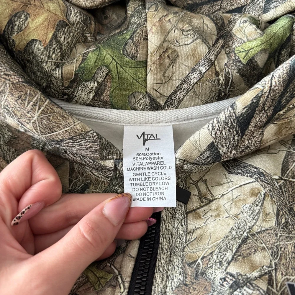 VITAL APPAREL CROPPED HODDIE ZIP UP CAMOUFLAGE CAMO ACTIVEWEAR CLOTHES - Picture 3 of 4